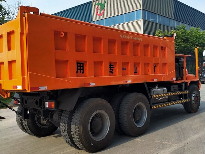 30-35吨矿用运输车